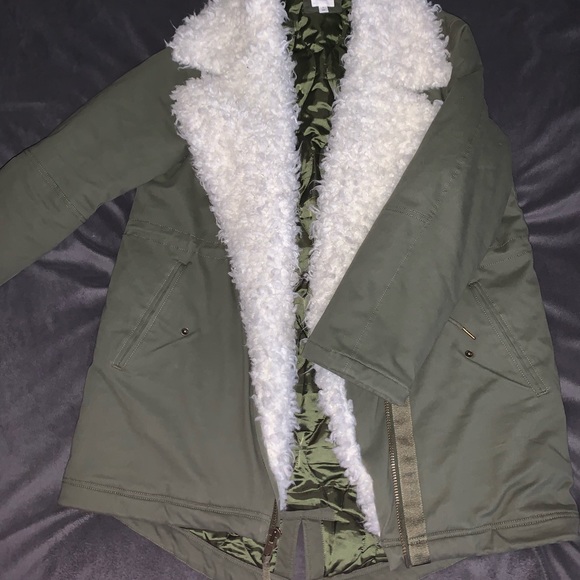 GAP Faux Sheepskin-Lined Coat (Large) - Picture 3 of 4